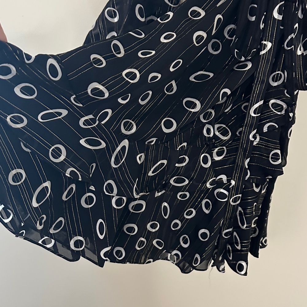 SALONI Black and White Long Flutter Sleeve Dress - Picture 6 of 10